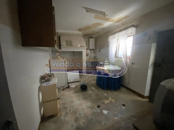 Moradia T1 para Venda em Brotas Foto 6