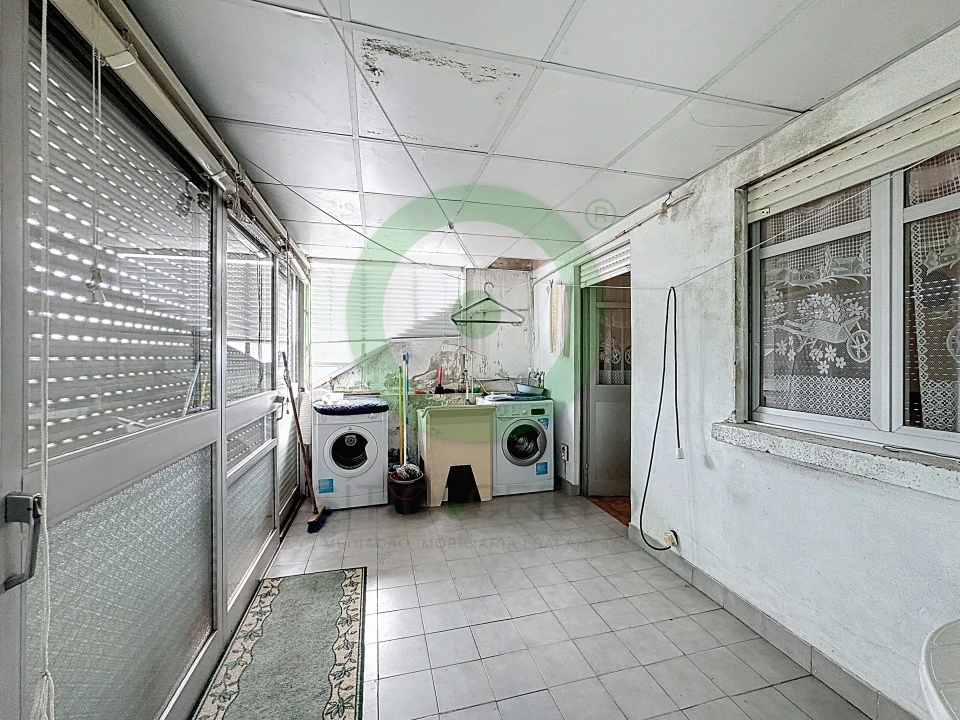 Prédio para Venda em Mirandela Foto 19