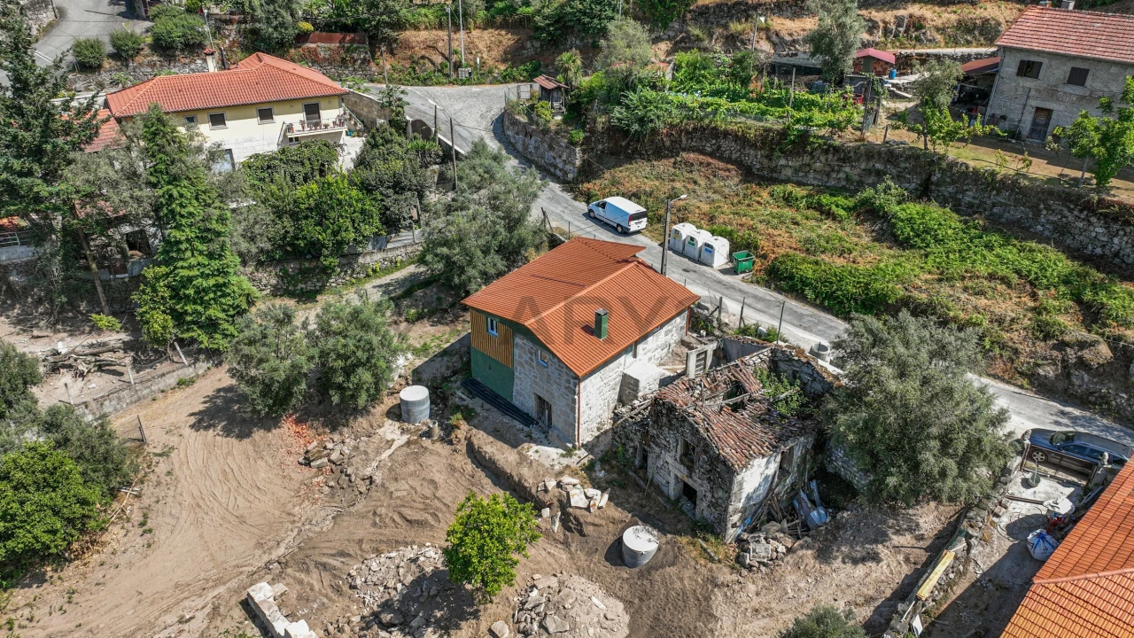 Moradia T2 para Venda em Ribeira Foto 17