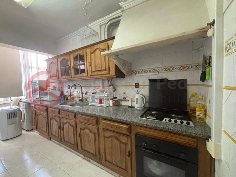 Apartamento T2 para Venda em Almada, Cova da Piedade, Pragal e Cacilhas Foto 2