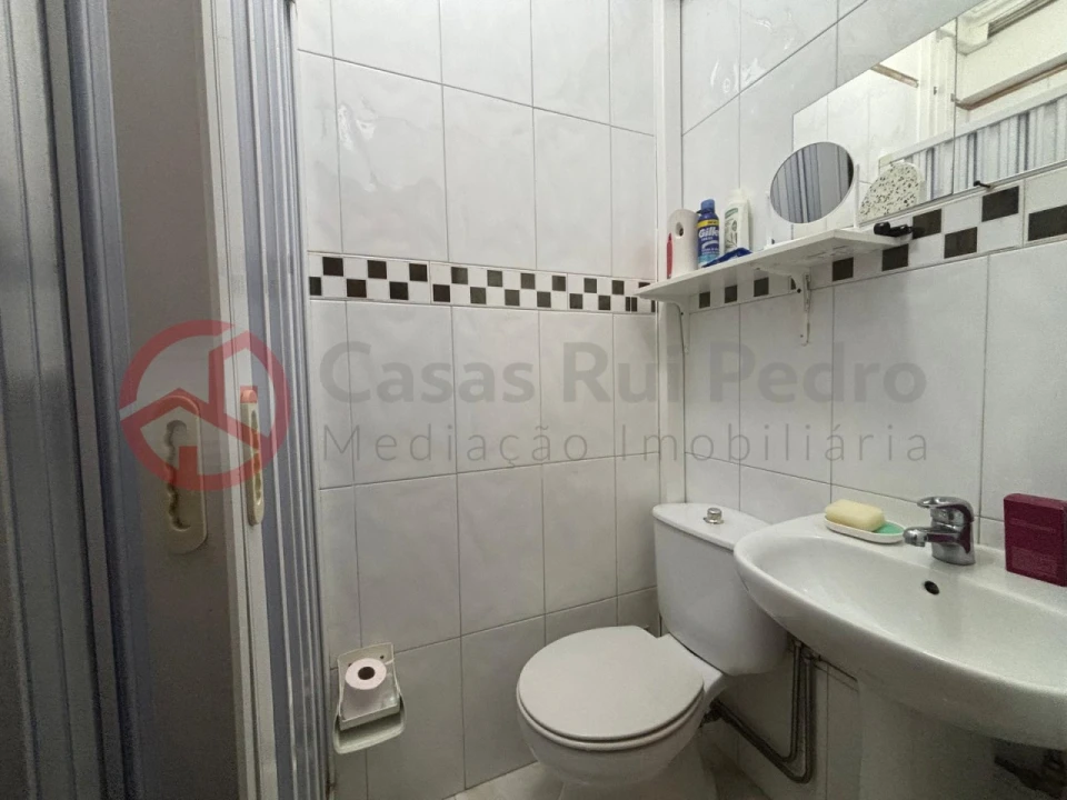 Apartamento T2 para Venda em Almada, Cova da Piedade, Pragal e Cacilhas Foto 12