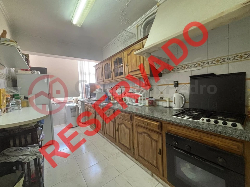 Apartamento T2 para Venda em Almada, Cova da Piedade, Pragal e Cacilhas Foto 1