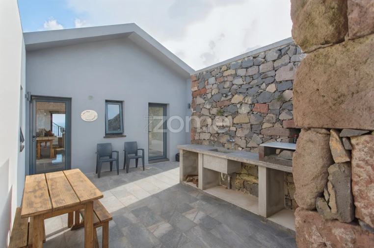 Moradia T3 para Venda em Santo Espirito Foto 21