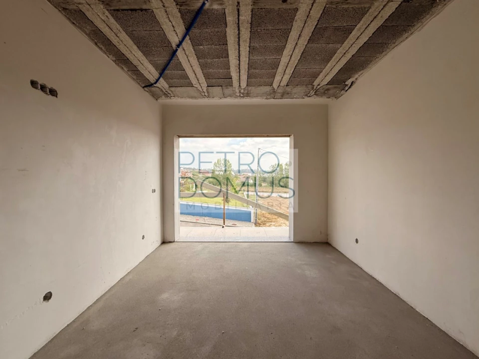 Moradia T3 para Venda em Leiria, Pousos, Barreira e Cortes Foto 5