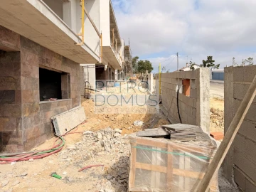 Moradia T3 para Venda em Leiria, Pousos, Barreira e Cortes