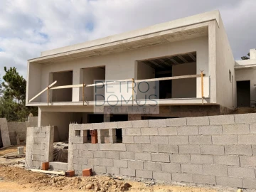 Moradia T3 para Venda em Leiria, Pousos, Barreira e Cortes