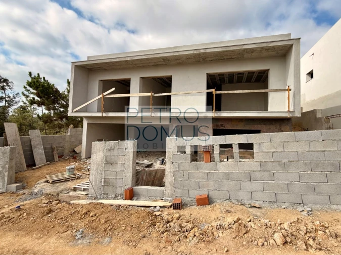 Moradia T3 para Venda em Leiria, Pousos, Barreira e Cortes Foto 2