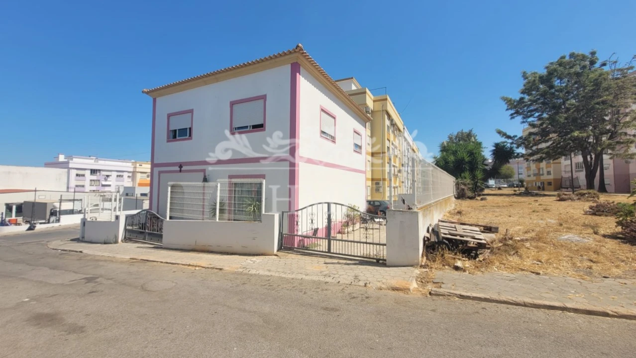 Armazém para Venda em Estômbar e Parchal Foto 3