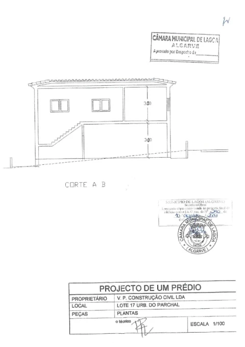 Armazém para Venda em Estômbar e Parchal