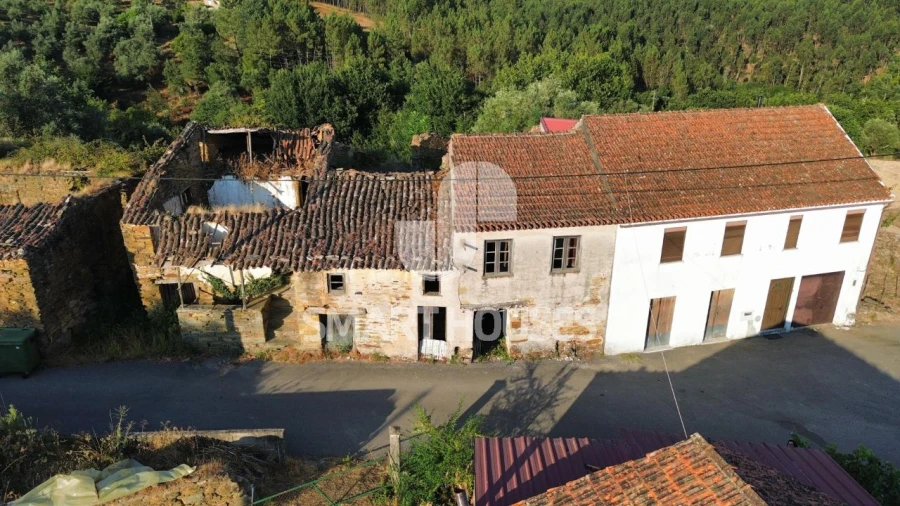 Moradia T3 para Venda em Mouronho Foto 2