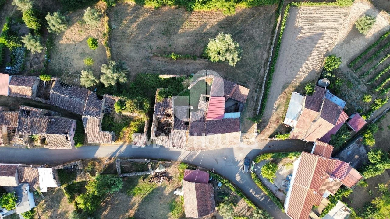 Moradia T3 para Venda em Mouronho Foto 24