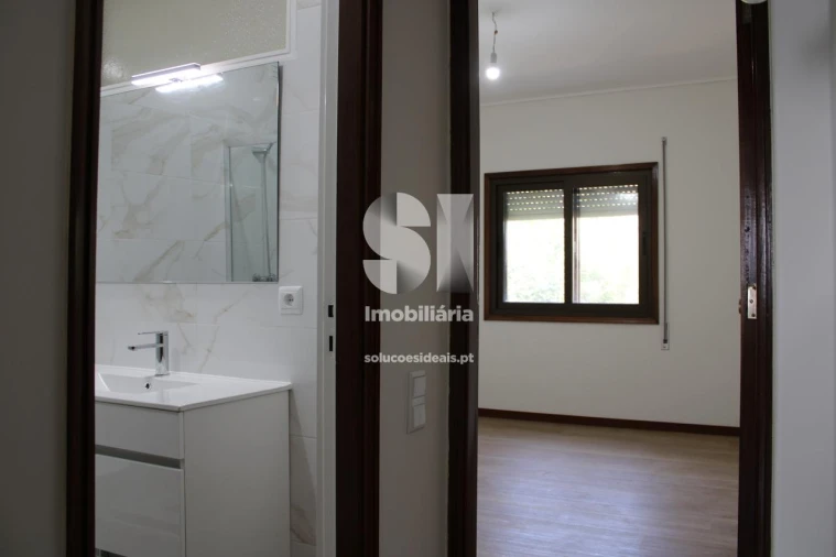 Apartamento T2 para Arrendamento em Esgueira