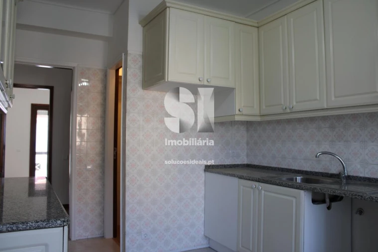 Apartamento T2 para Arrendamento em Esgueira Foto 13