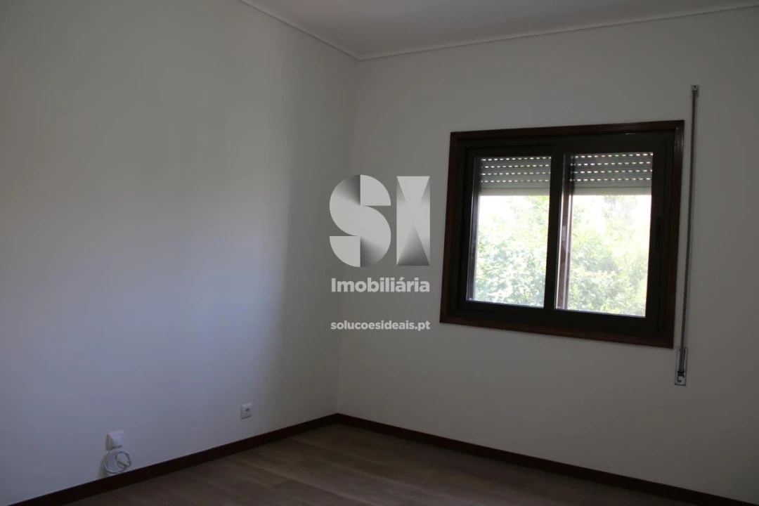 Apartamento T2 para Arrendamento em Esgueira Foto 3