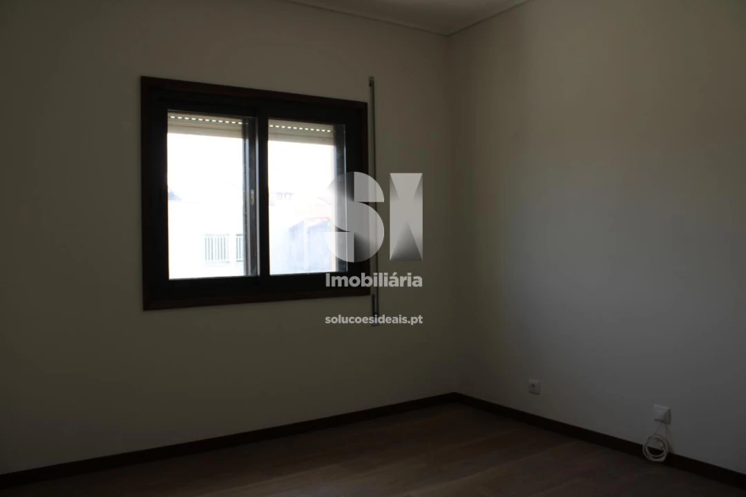 Apartamento T2 para Arrendamento em Esgueira Foto 7