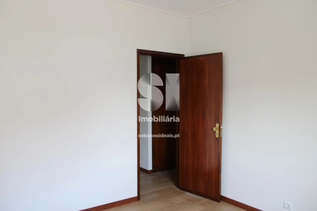 Apartamento T2 para Arrendamento em Esgueira Foto 8