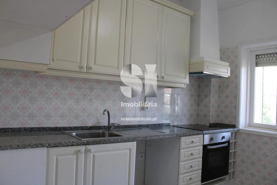 Apartamento T2 para Arrendamento em Esgueira Foto 12
