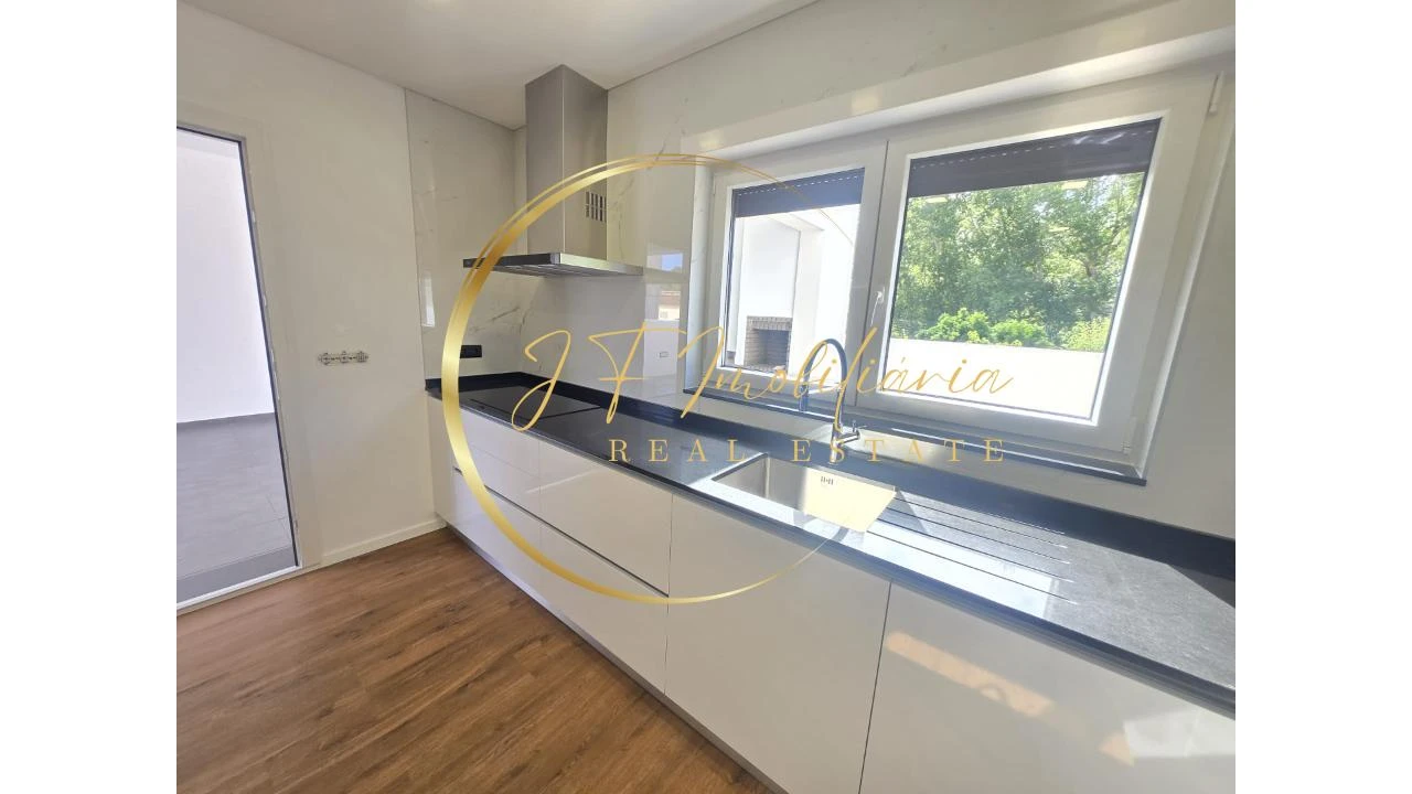 Moradia T3 para Venda em Santo Andre de Vagos Foto 5