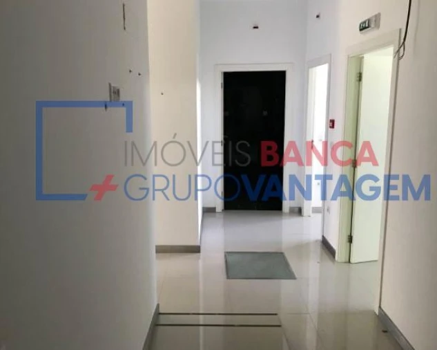 Loja para Venda em Valpaços e Sanfins Foto 5