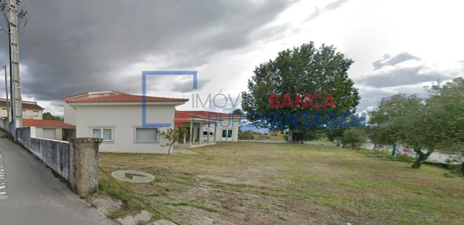 Moradia T5 para Venda em Valpaços e Sanfins Foto 3