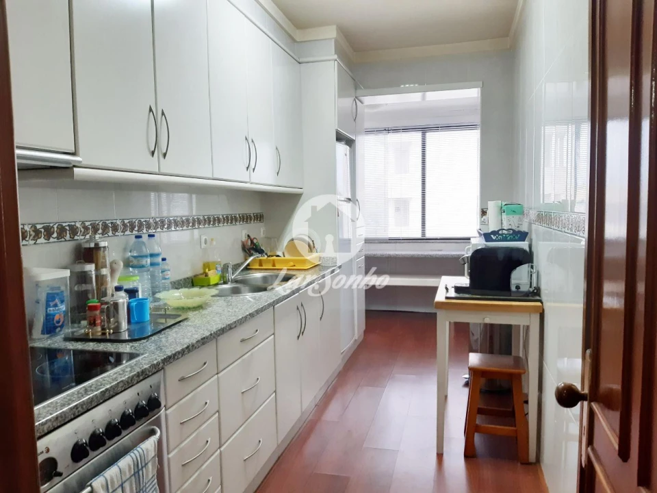 Apartamento T4 para Venda em Póvoa de Varzim, Beiriz e Argivai Foto 3