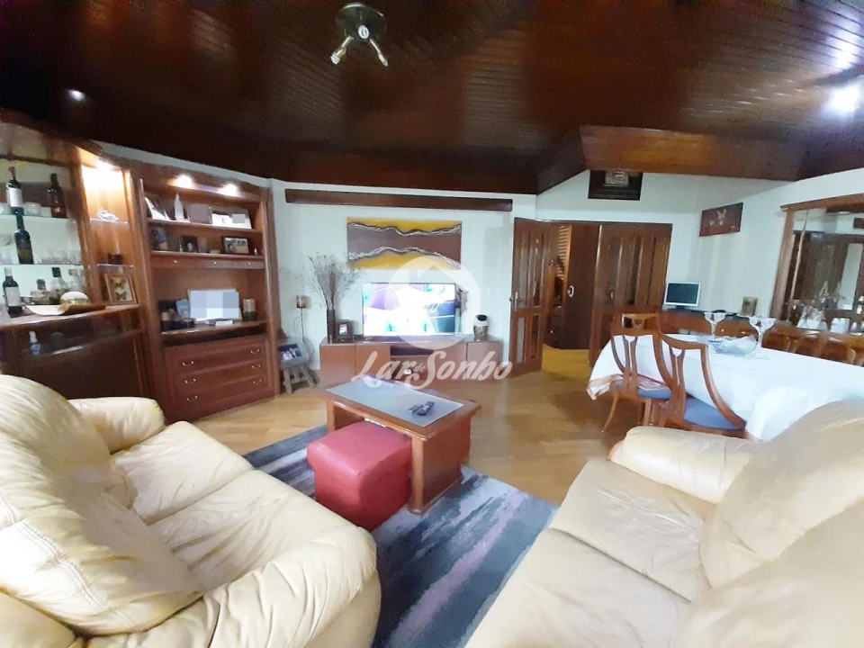 Apartamento T4 para Venda em Póvoa de Varzim, Beiriz e Argivai Foto 1