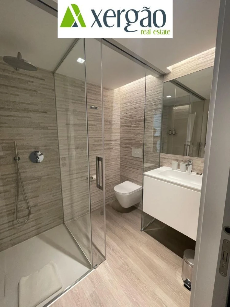 Apartamento T2 para Venda em Quarteira Foto 11