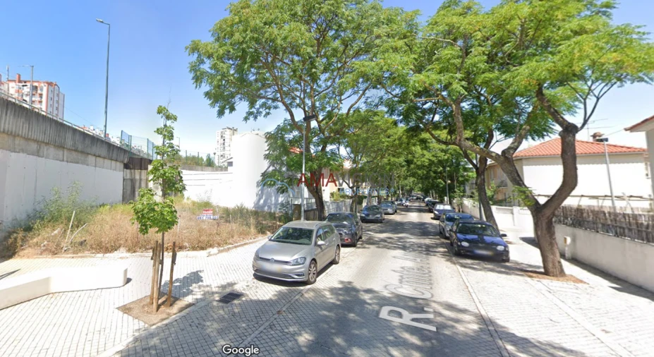 Terreno para Venda em Benfica Foto 2