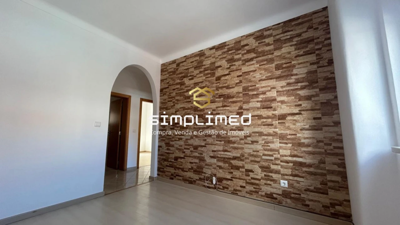 Apartamento T2 para Venda em Alto do Seixalinho, Santo André e Verderena Foto 2