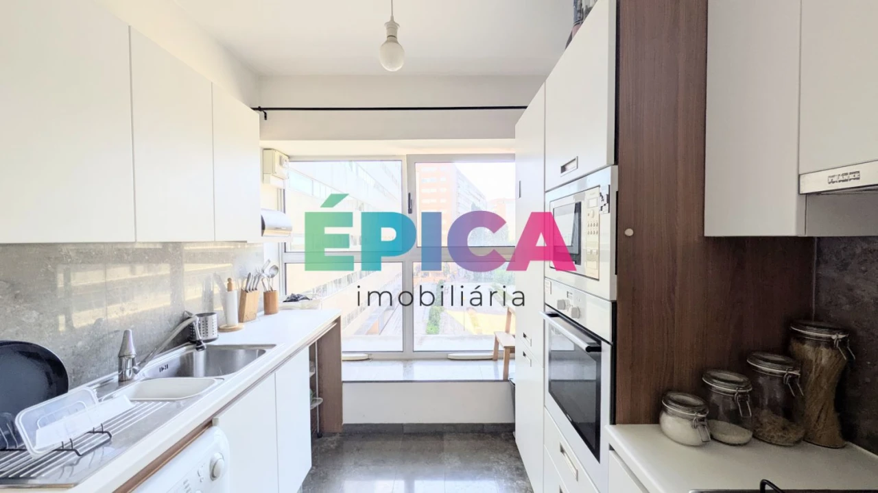 Apartamento T1 para Venda em Santa Clara Foto 3