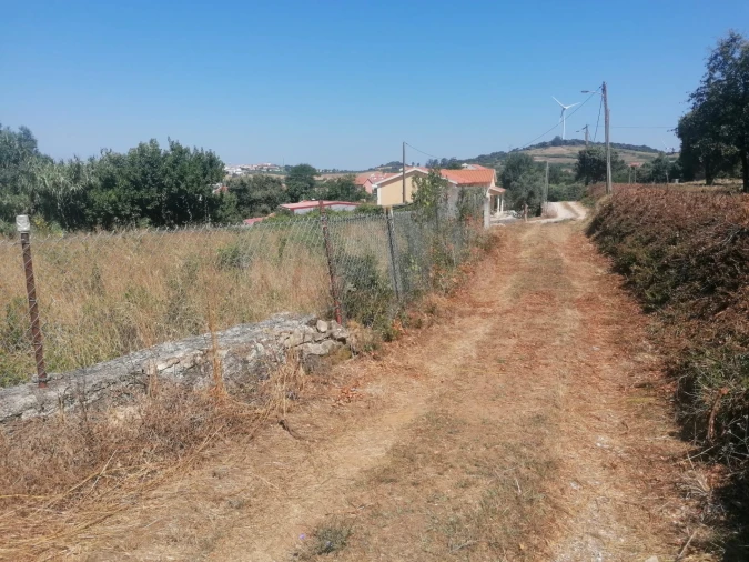 Terreno para Venda em Santo Quintino Foto 3