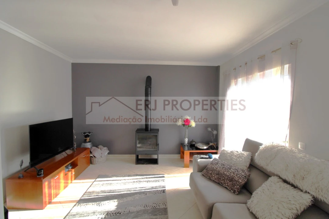 Moradia T3 para Venda em Vila Nova de Cacela Foto 4