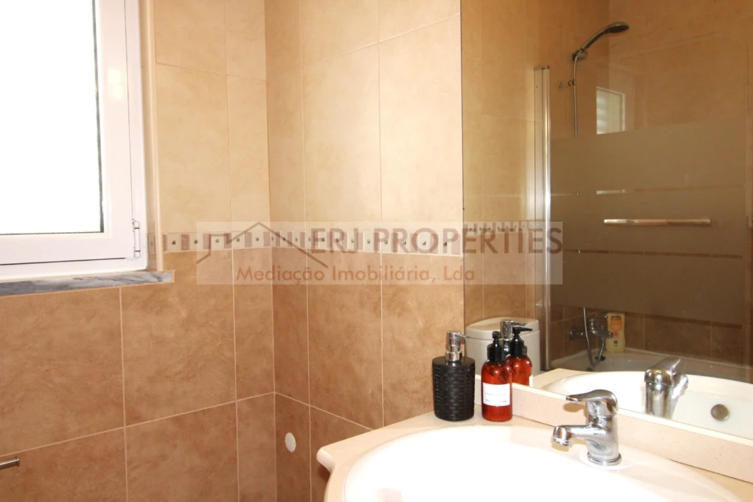 Moradia T3 para Venda em Vila Nova de Cacela Foto 25