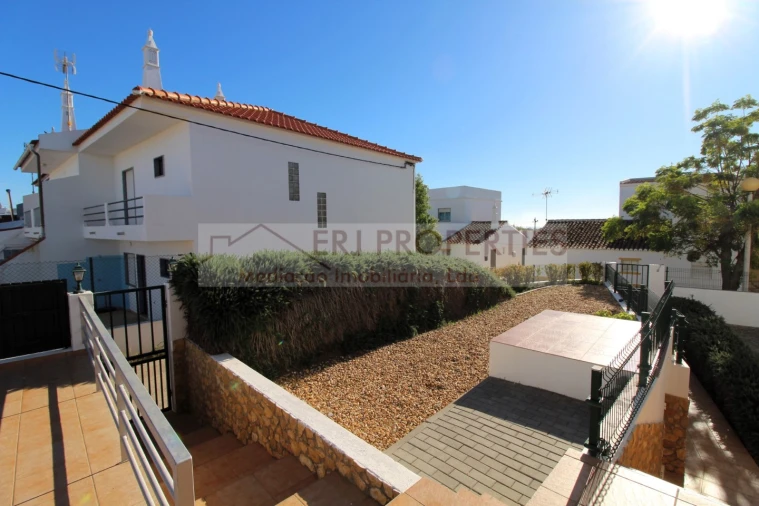 Moradia T3 para Venda em Vila Nova de Cacela Foto 17