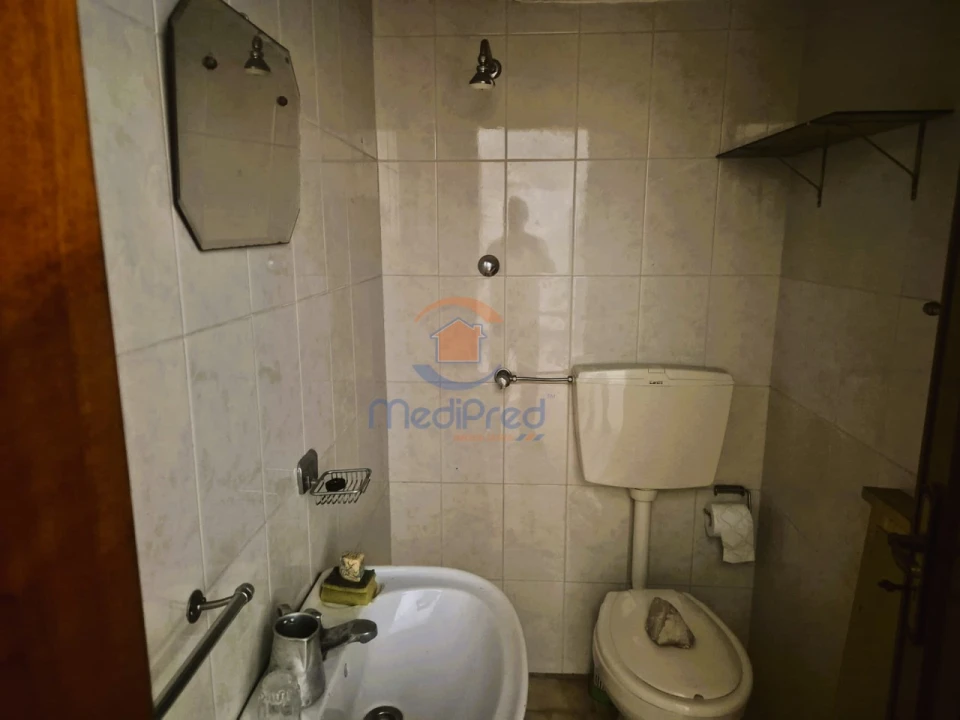 Garagem para Arrendamento em Odivelas Foto 11