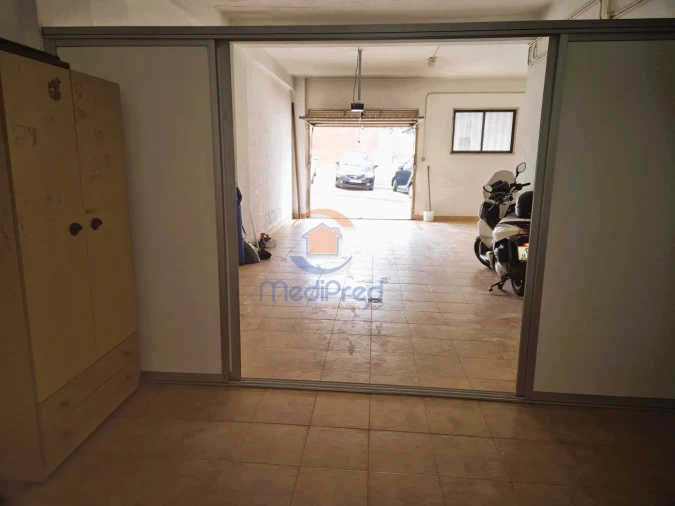 Garagem para Arrendamento em Odivelas Foto 6