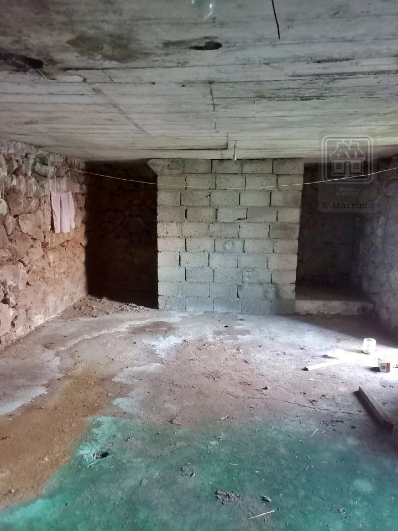 Moradia T2 para Venda em Topo (Nossa Senhora do Rosario) Foto 8