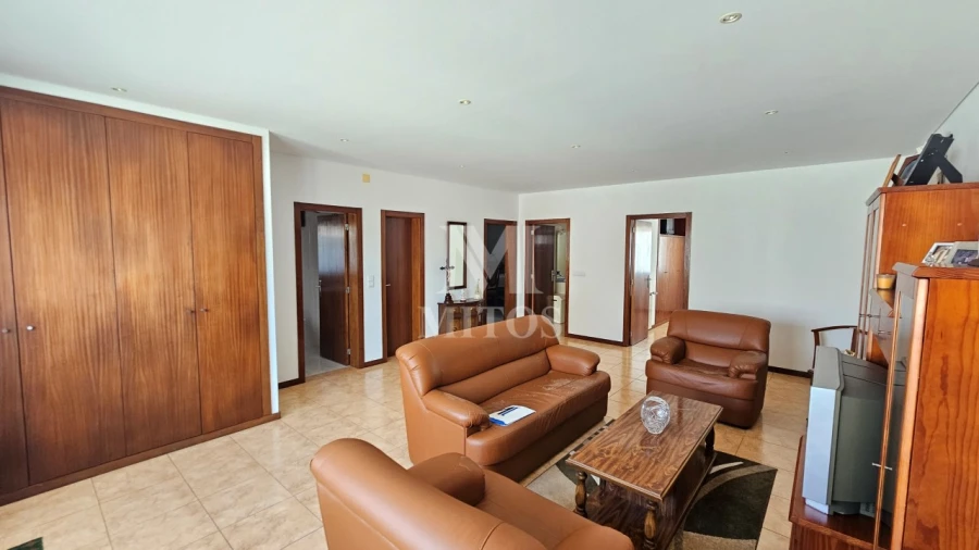 Moradia T4 para Venda em Castelo do Neiva Foto 5