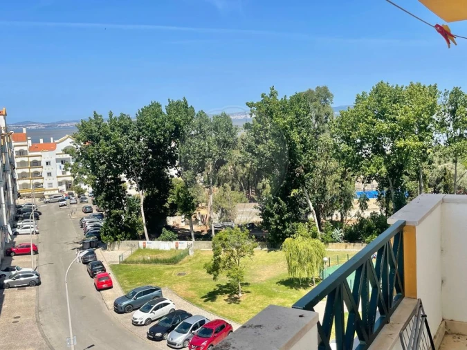 Apartamento T2 para Arrendamento em Alcochete Foto 2