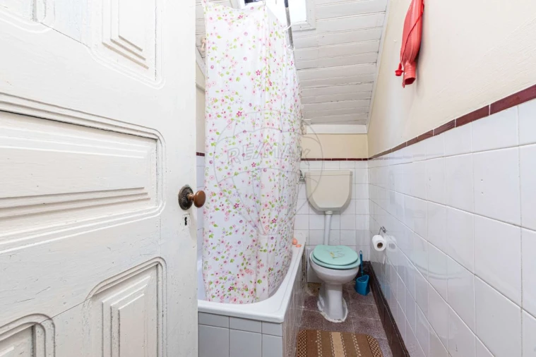 Prédio para Venda em Vila Franca de Xira Foto 22