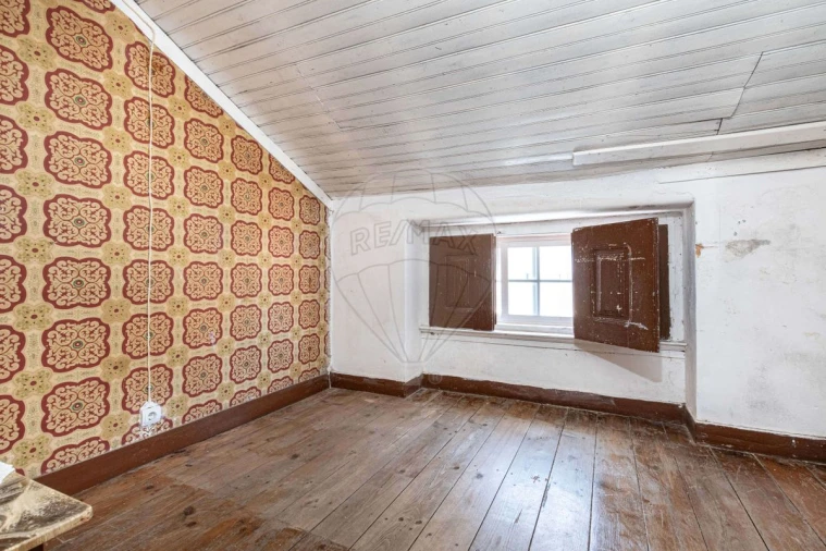 Prédio para Venda em Vila Franca de Xira Foto 16