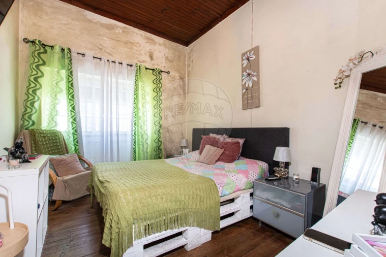 Prédio para Venda em Vila Franca de Xira Foto 7