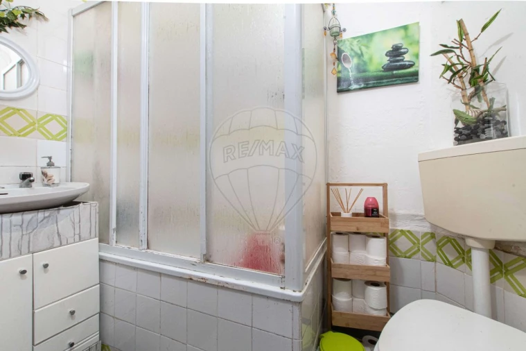 Prédio para Venda em Vila Franca de Xira Foto 13