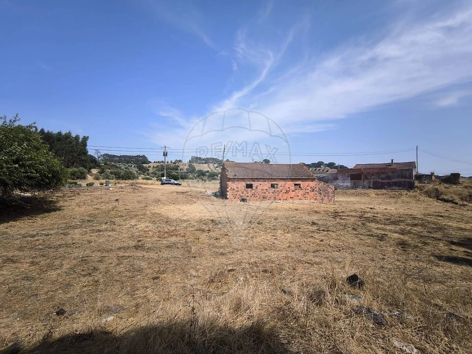 Moradia T2 para Venda em São João da Ribeira e Ribeira de São João Foto 32