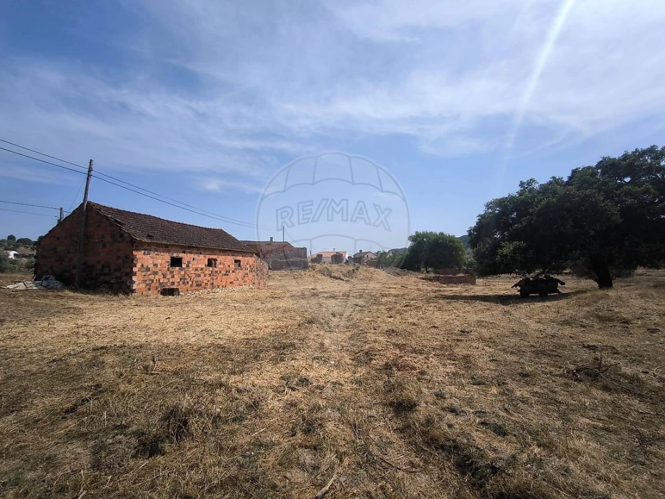 Moradia T2 para Venda em São João da Ribeira e Ribeira de São João Foto 1