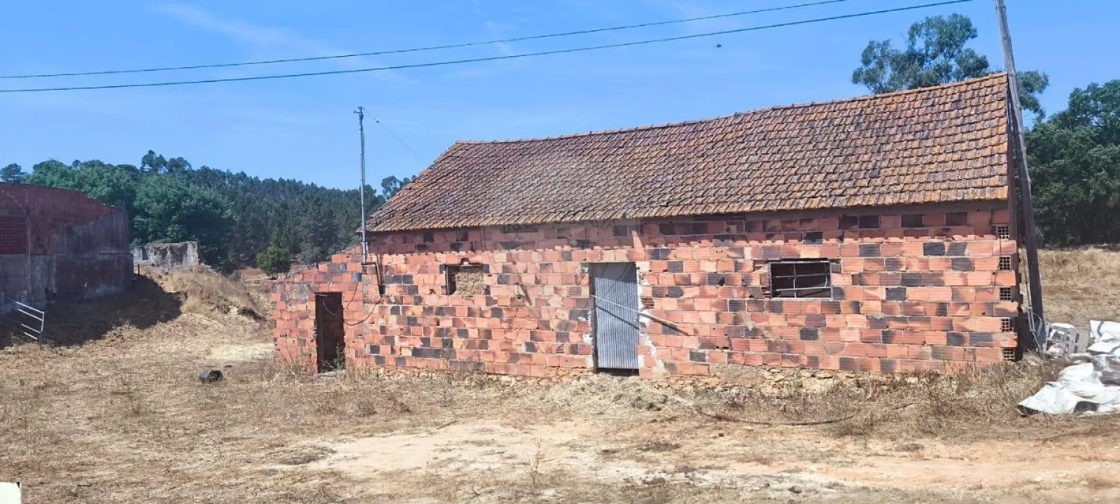 Moradia T2 para Venda em São João da Ribeira e Ribeira de São João Foto 3