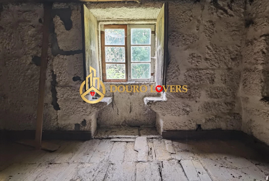 Moradia T2 para Venda em Cete Foto 14