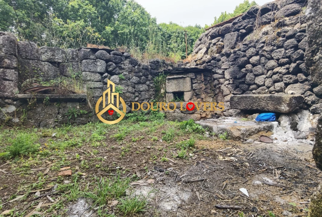 Moradia T2 para Venda em Cete Foto 8