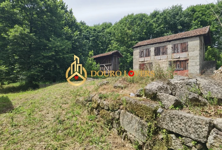 Moradia T2 para Venda em Cete Foto 20