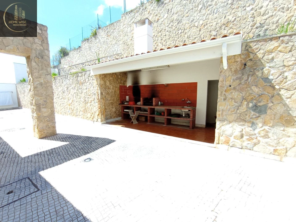 Moradia T4 para Venda em Arruda dos Vinhos Foto 17